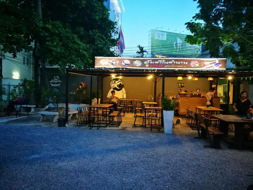 Hostel First 1 Boutique At Sukhumvit 1