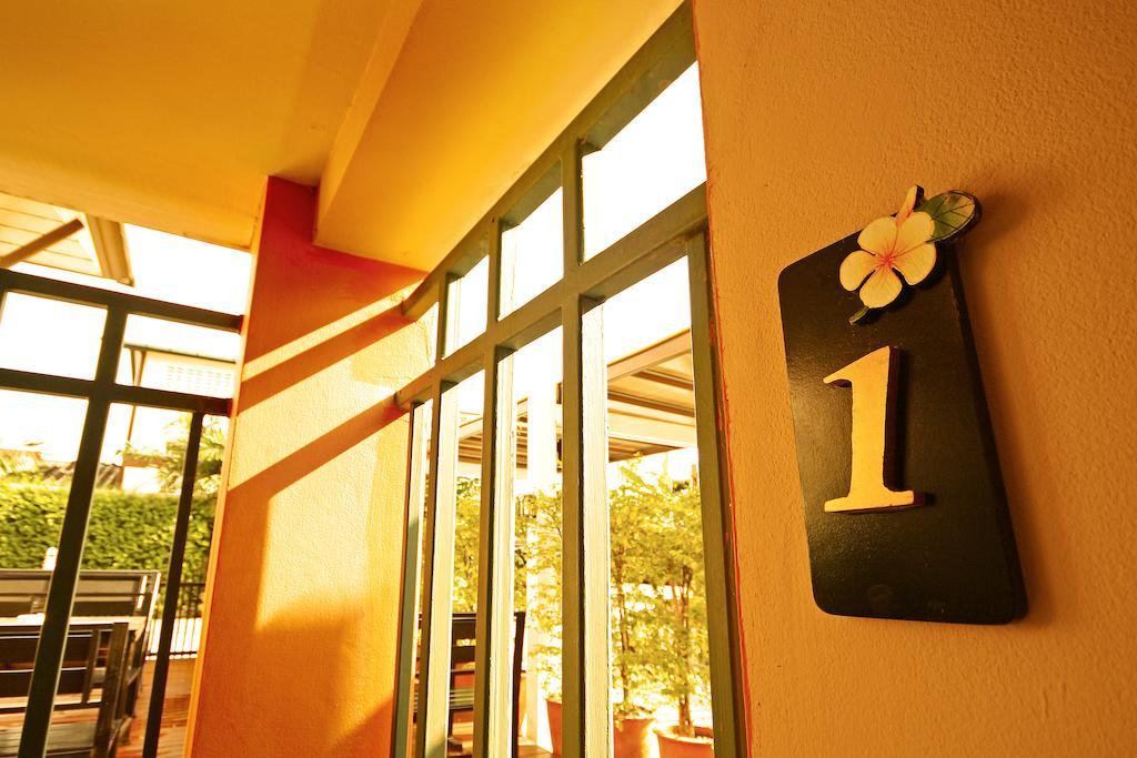 Floral Shire Suvarnabhumi Airport Hotel 3*