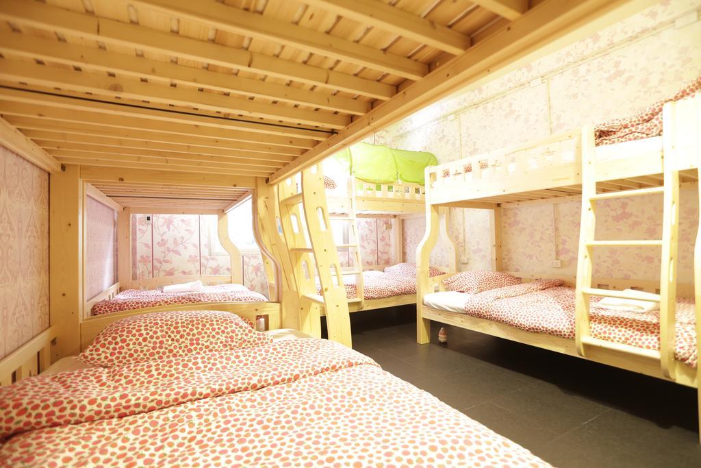 Blue Jasmine Hostel *