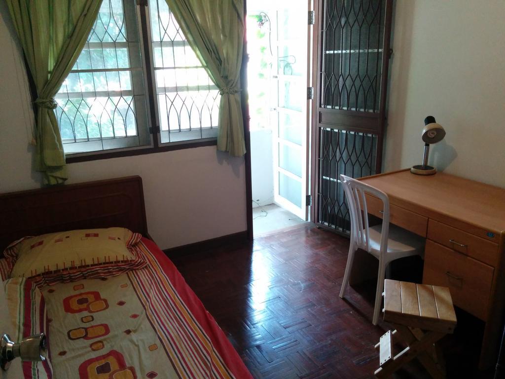 Big Mango Tree Guest house *