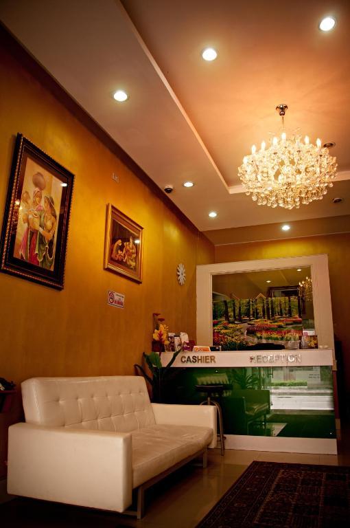 Hotel Le Platinum Residency 2*