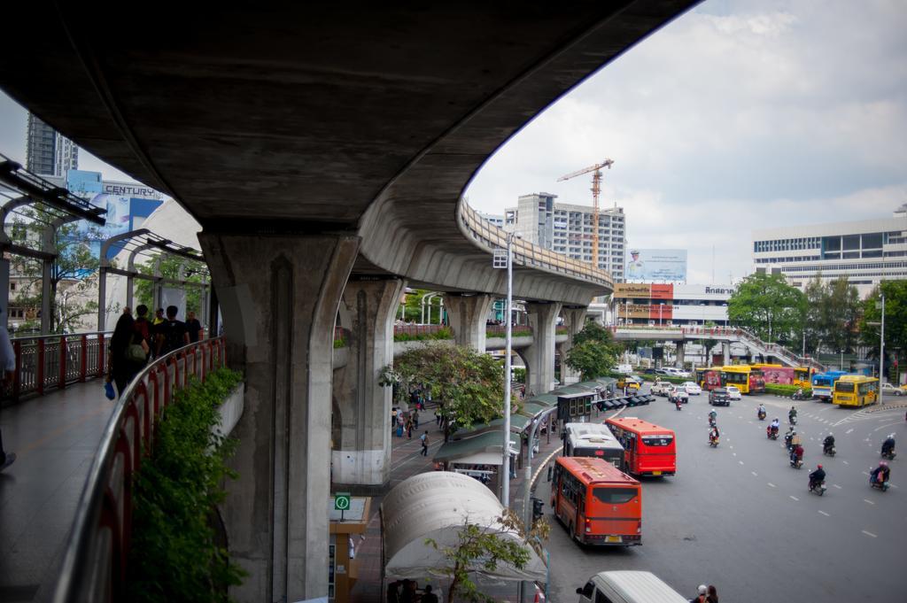 Victory Park Hostel Bangkok