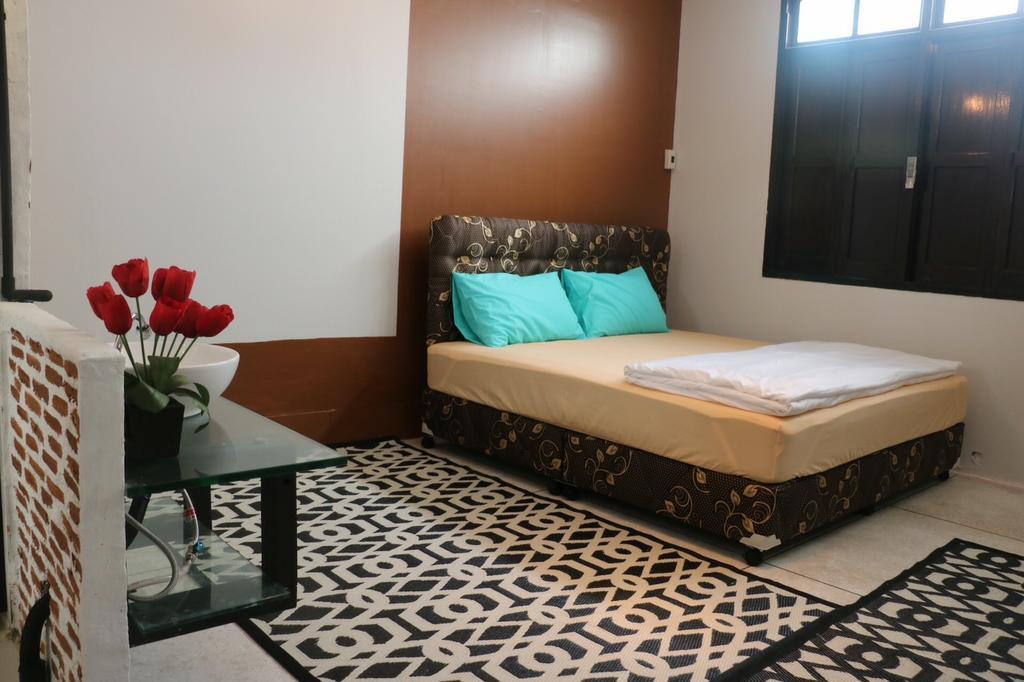 Hostel First 1 Boutique At Sukhumvit 1 Bangkok