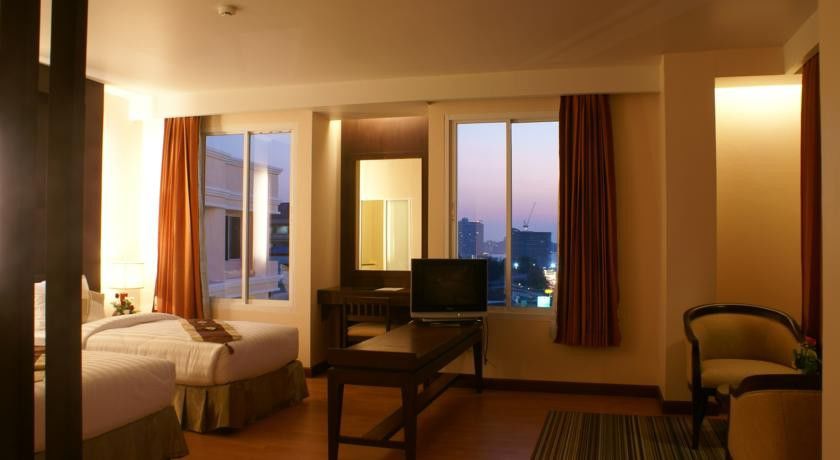 Nantra Ploenchit Hotel 3*