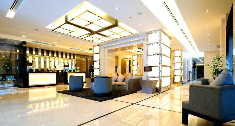 Hotel Centre Point Chidlom 4*