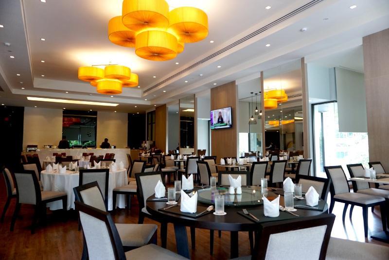 Hotel Louis Tavern Bangkok