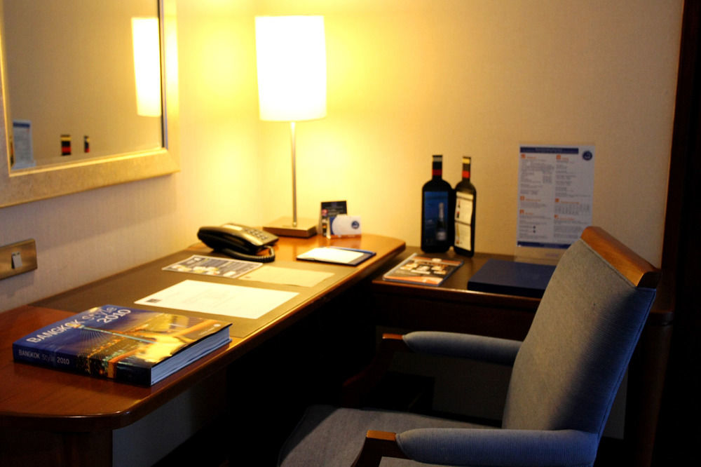 Hyatt Regency Suvarnabhumi Airport 4* Bangkok