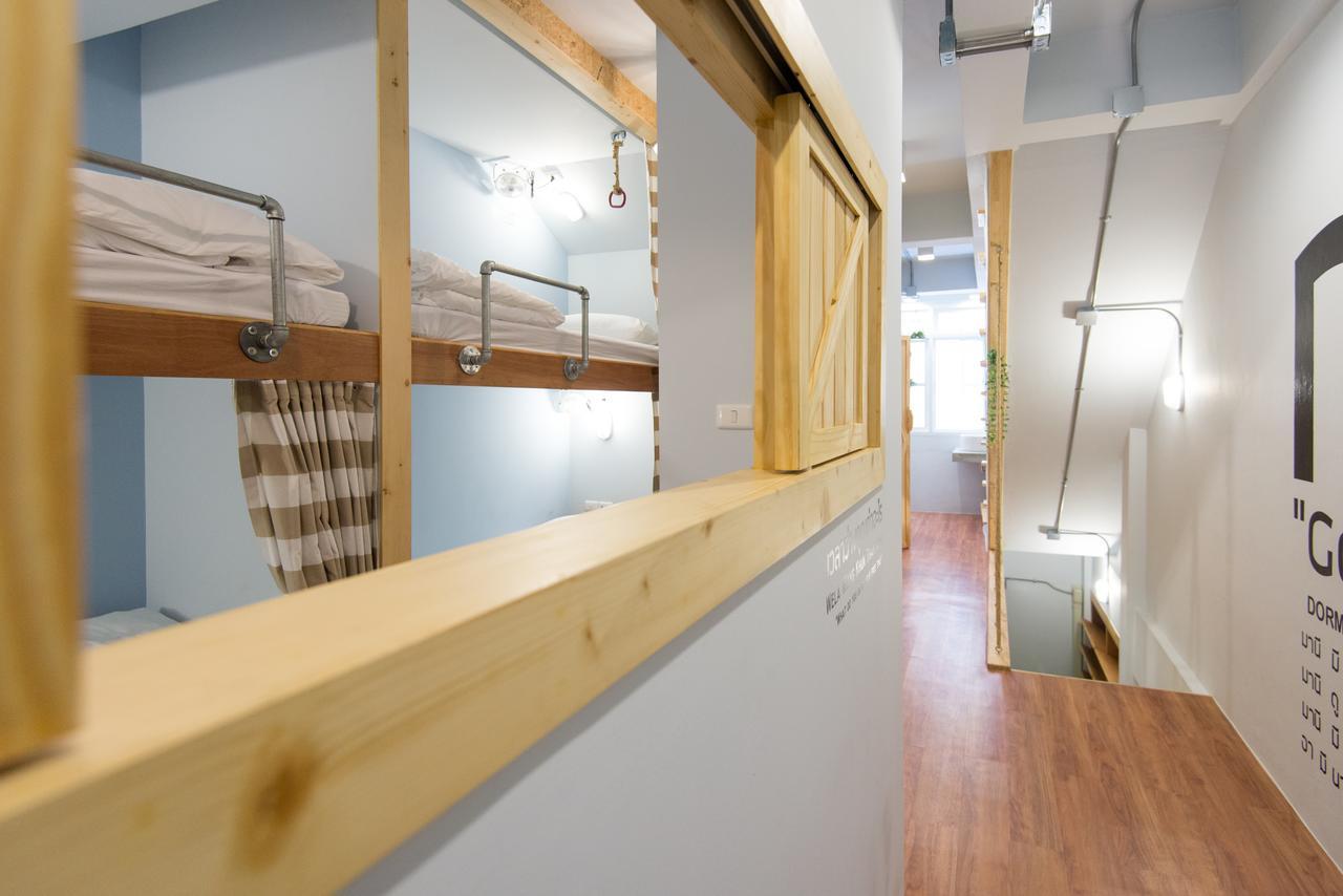 Barn & Bed Hostel *