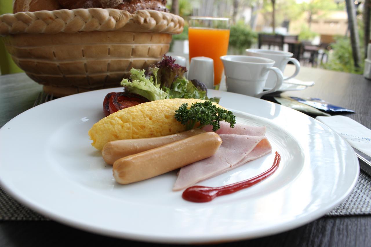 Dusit Princess Srinakarin Hotel Bangkok