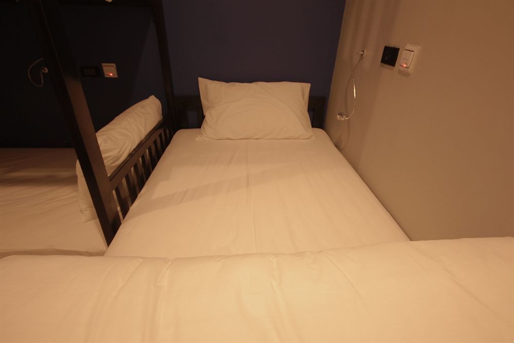 The Blocks Sukhumvit 10 *