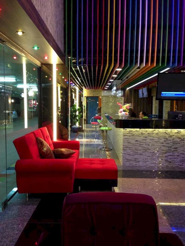 Hotel The Breton Media Bangkok