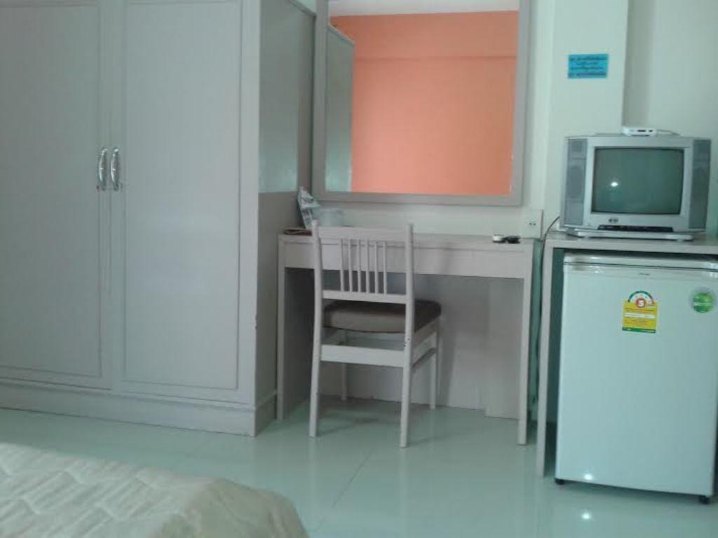 We Train Don Muang Hotel
