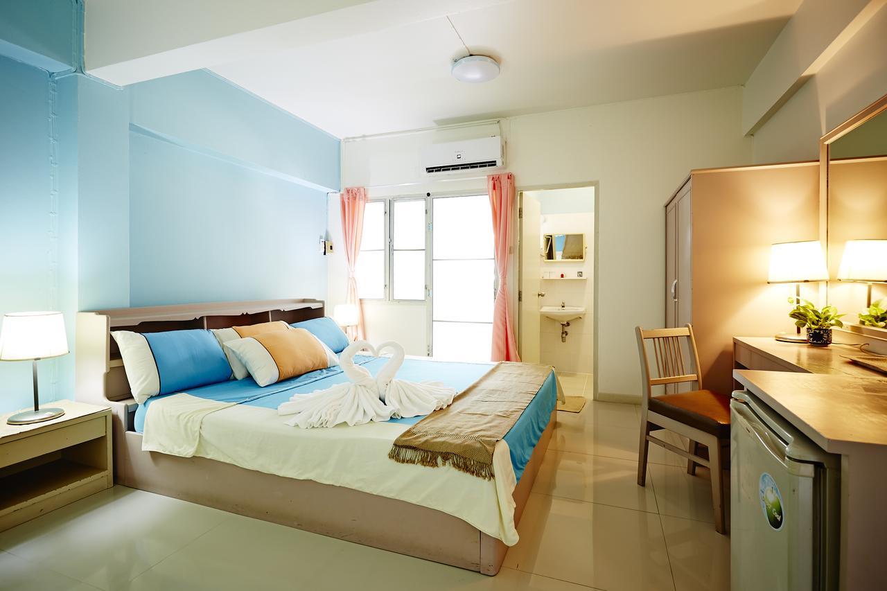 Hotel We Train Don Muang Bangkok