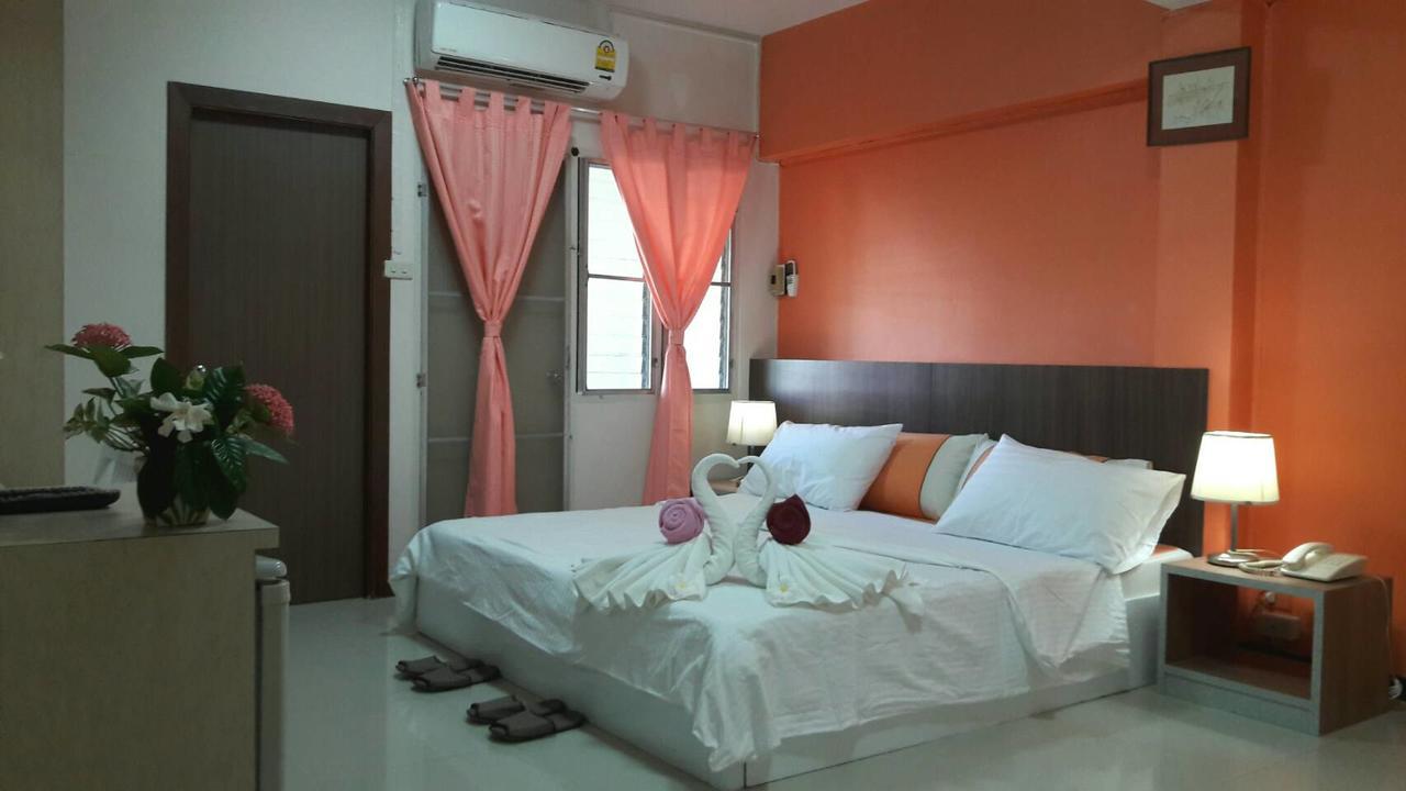We Train Don Muang 3*