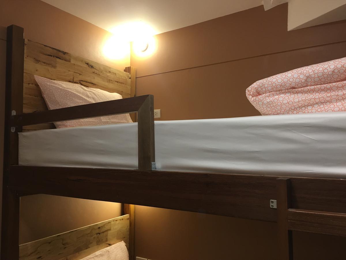 Siam Host Ratchada - Mrt Ladprao Hostel *