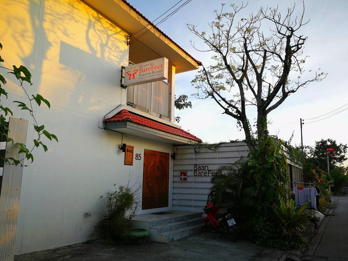 Barefeet Naturist (adults Only) Guest house Bangkok