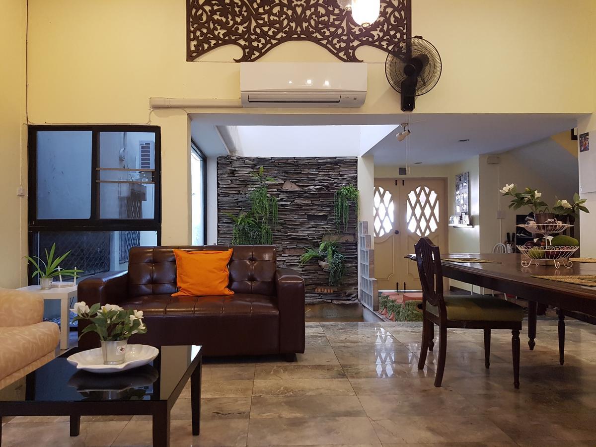 Guest house Mangosteen Sukhumvit 2*