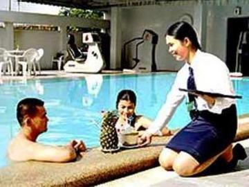Royal Pacific Hotel