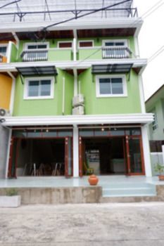 Home'81 Rumah tetamu Bangkok