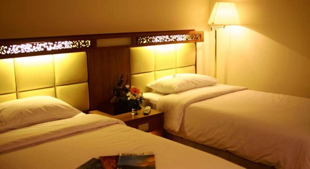 Hotel Sahara