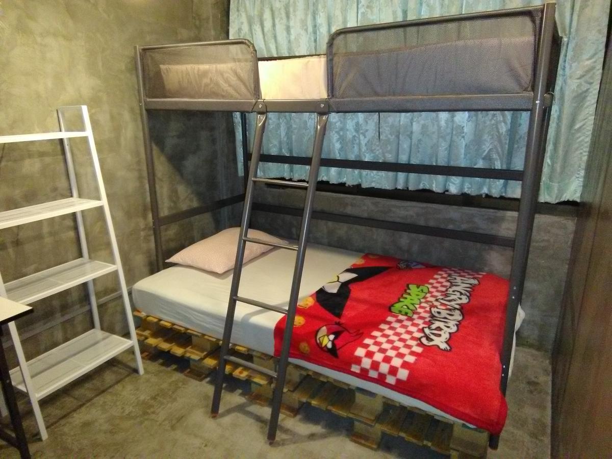 Upside Space Rumah tetamu