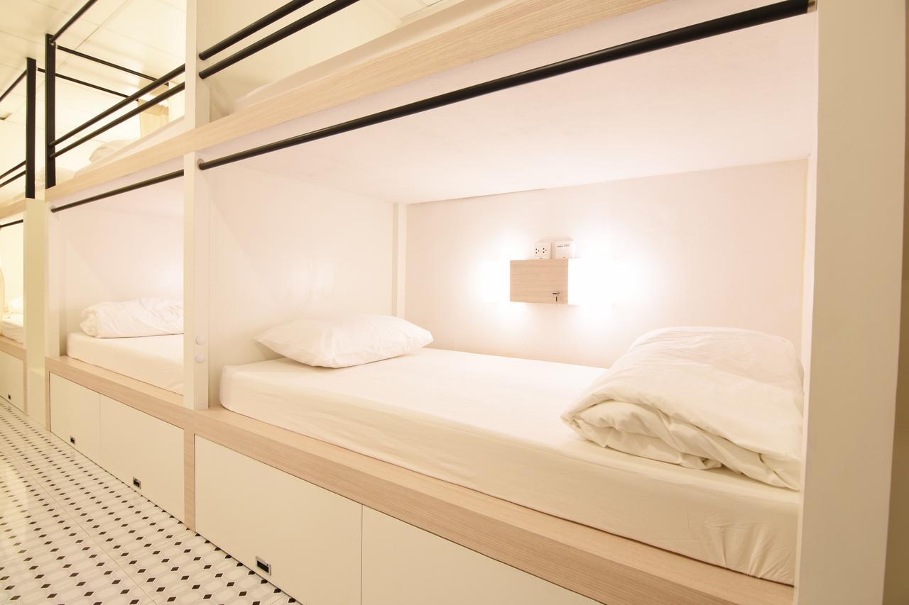 Yellow Mango Hostel *