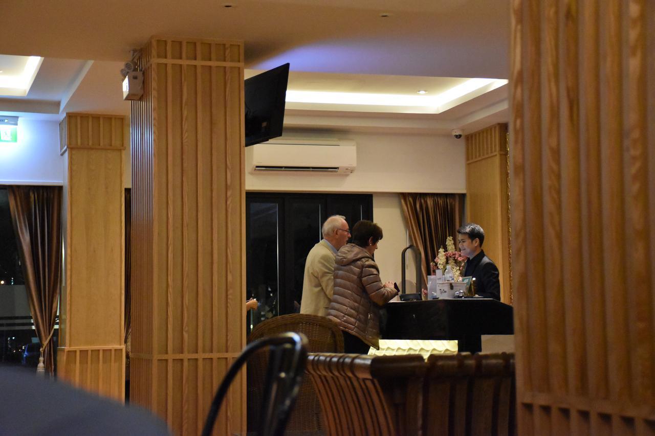 Hotel Golden Foyer Suvarnabhumi Airport