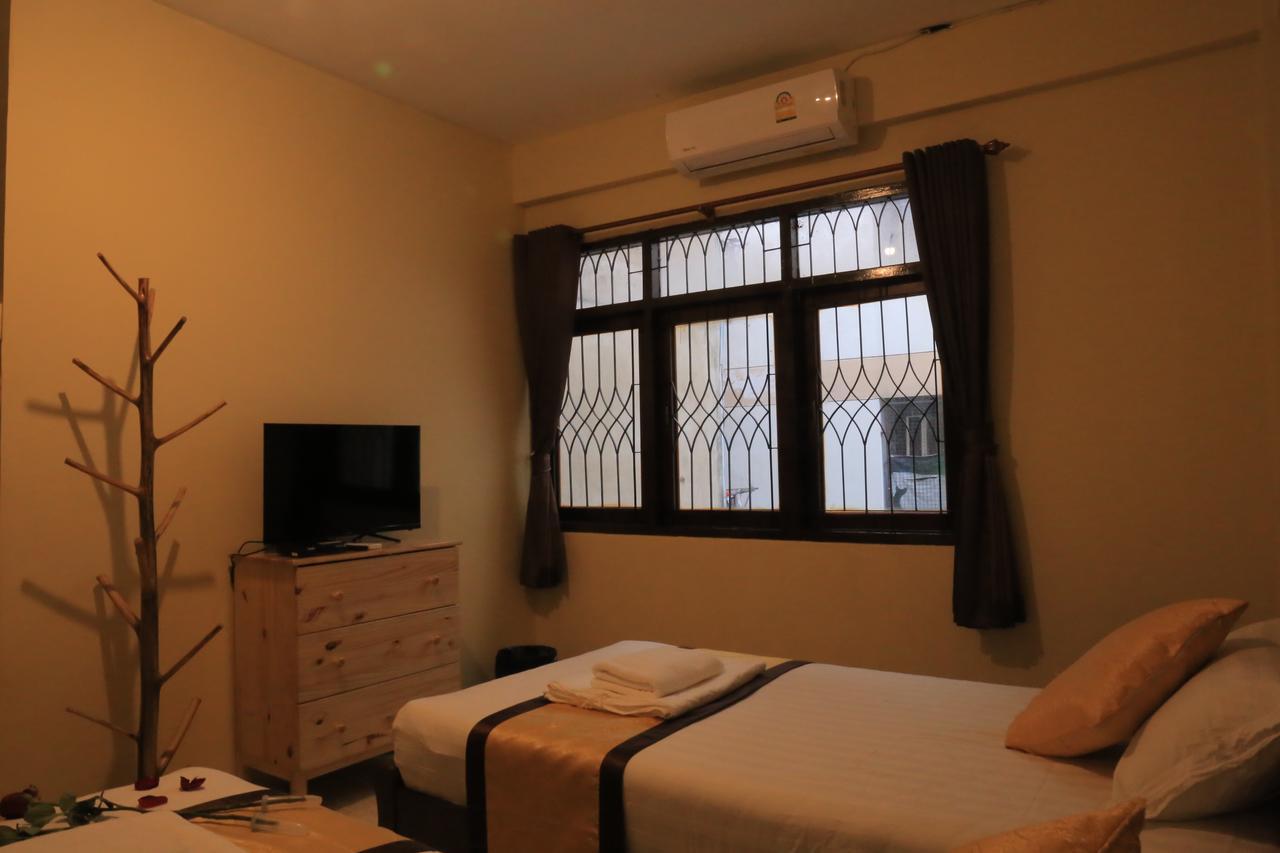 Midsummer Night Hostel