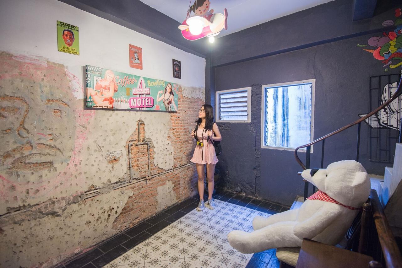 The Sleepless Boutique