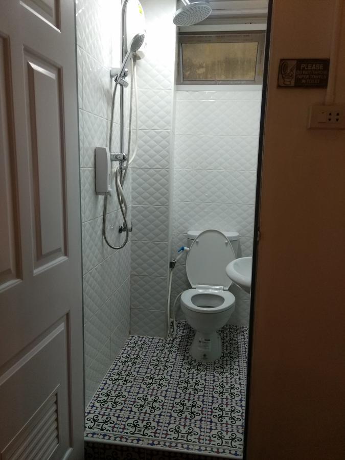 Hotel La *