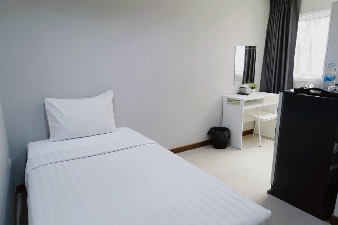 S44room Hotel 3*