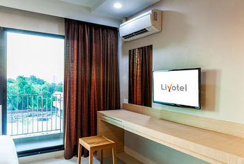 Livotel Kaset Nawamin Hotel 4*