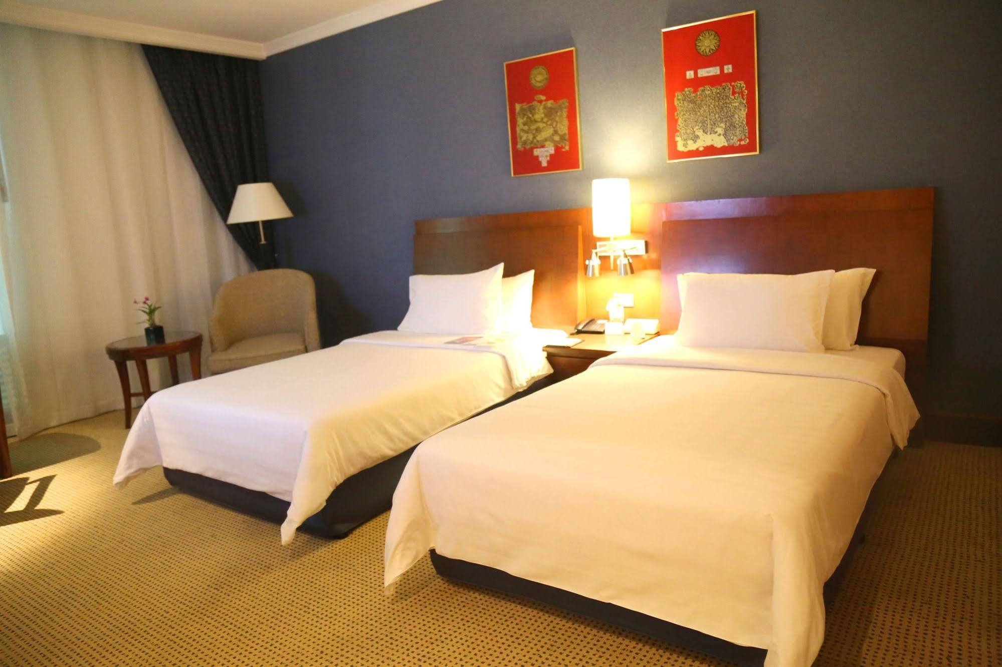 Hyatt Regency Suvarnabhumi Airport Hotel 4*