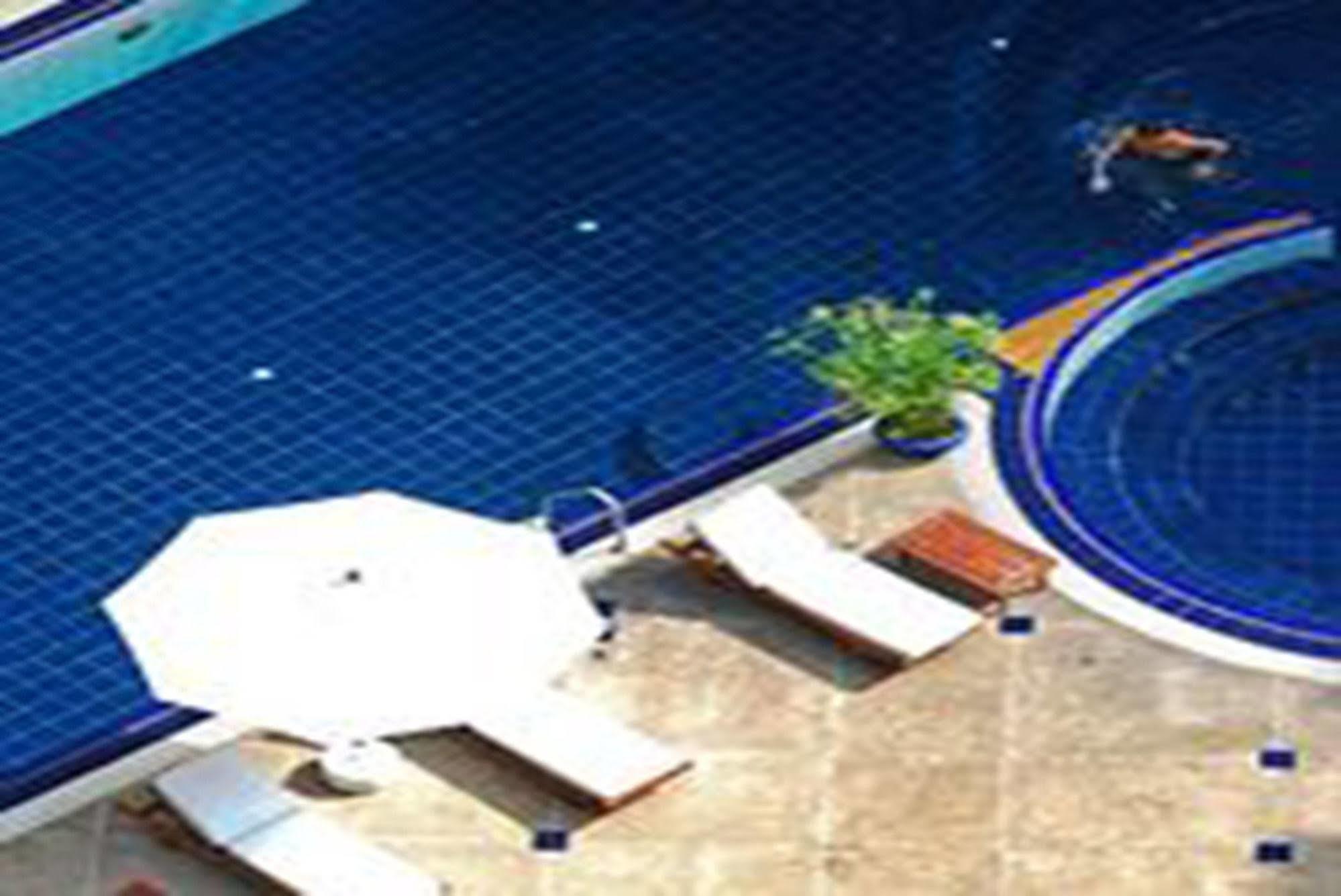 Hotel Pantip 4*