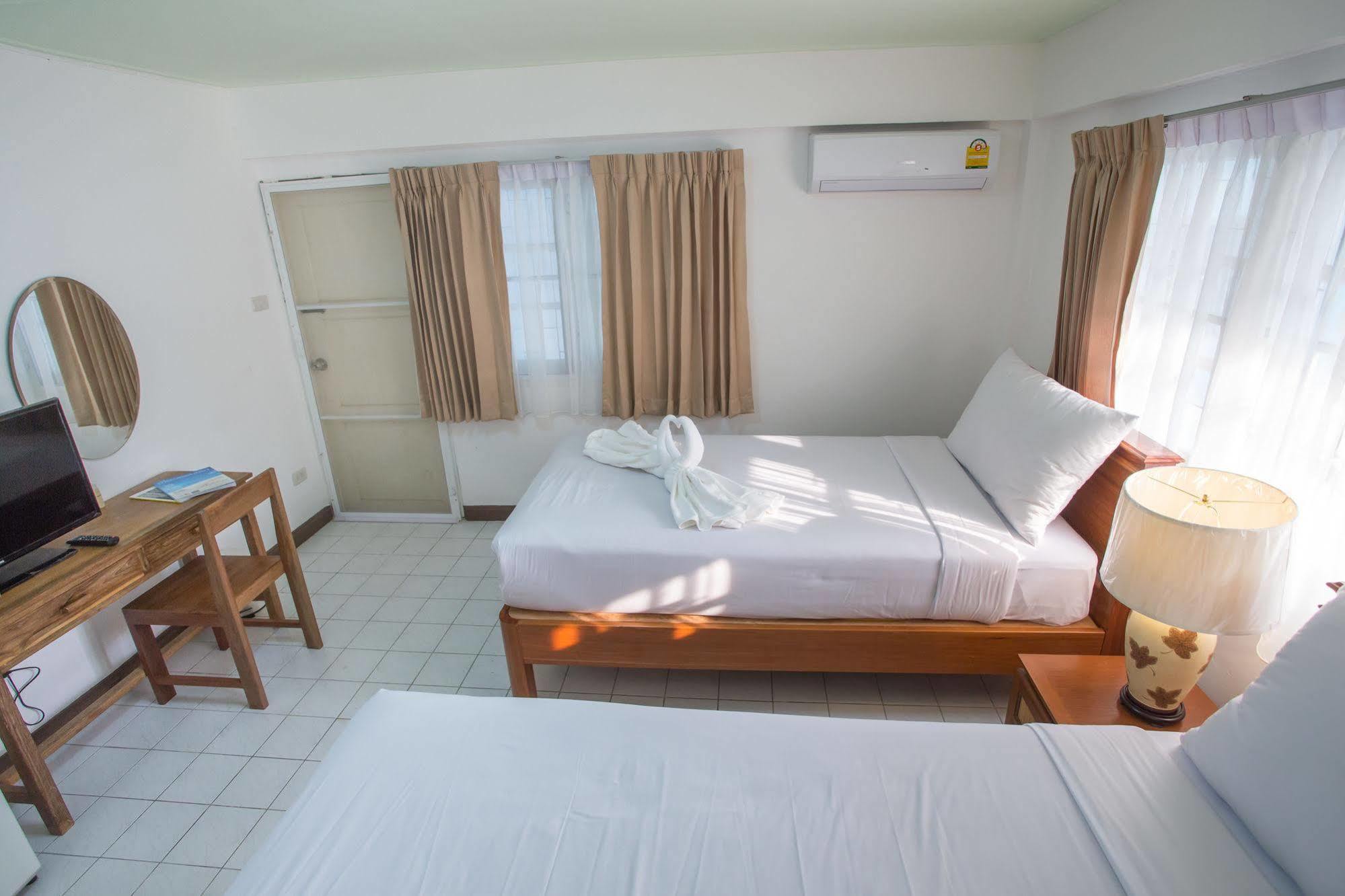 Hotel The Bangkokians City Garden 2*