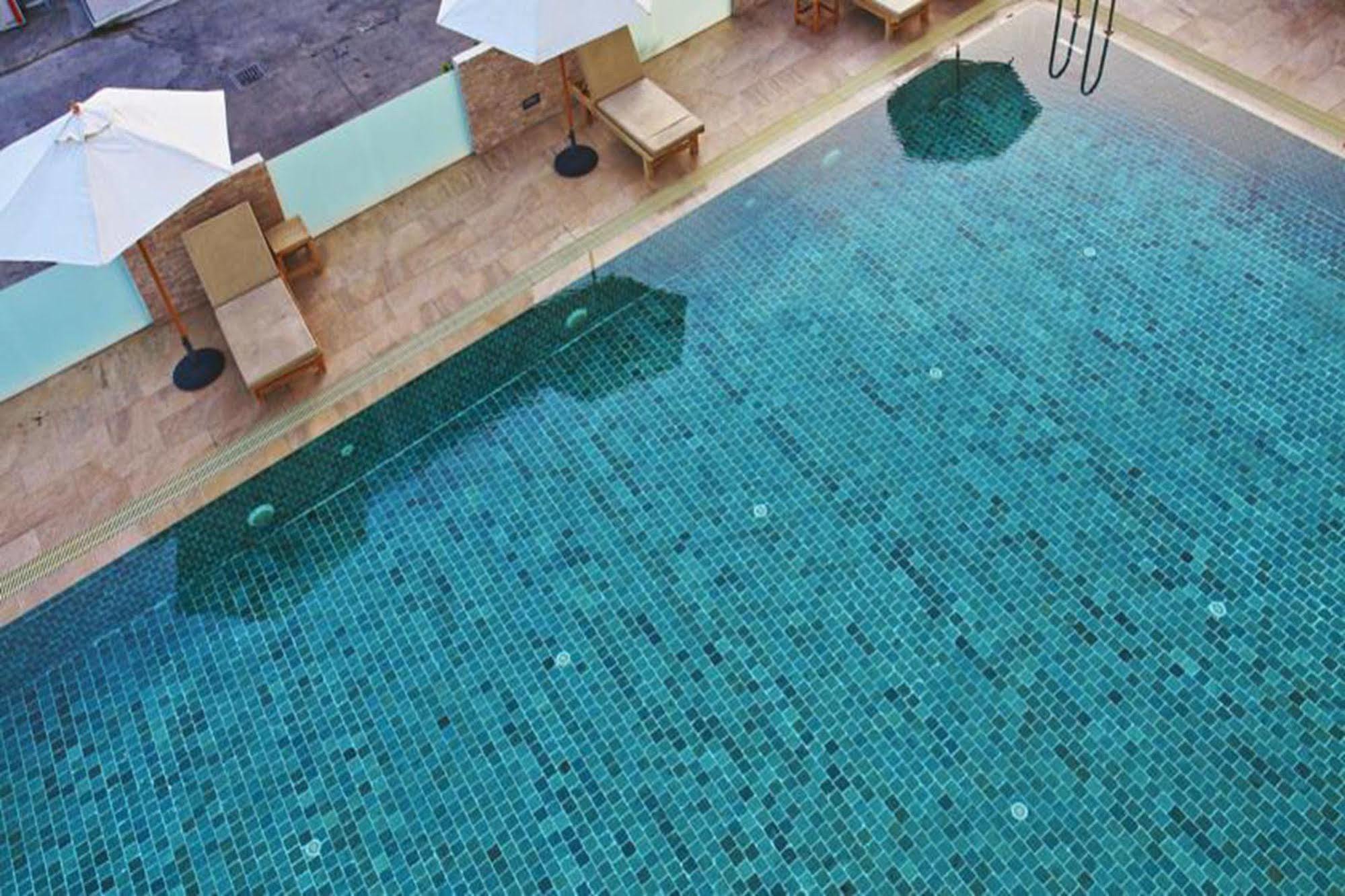 Leenova Bangkok