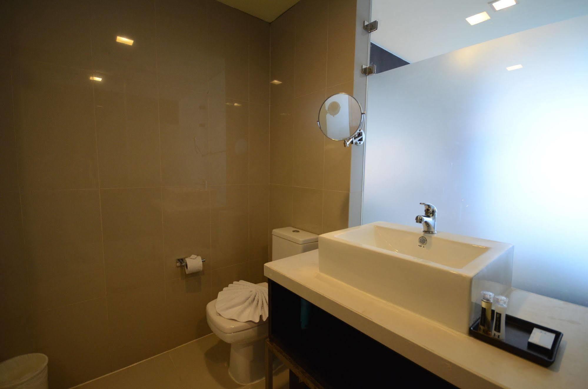 The Solac At Srinakarin Bangkok