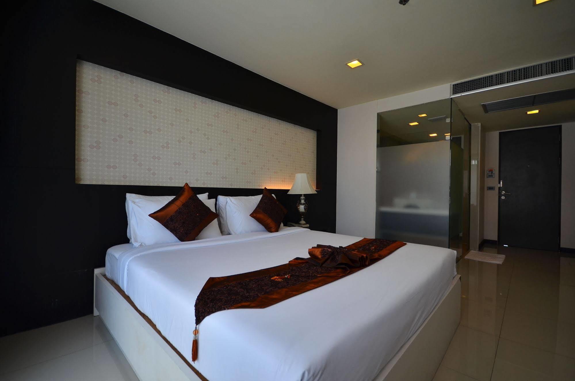 Hotel Solace At Srinakarin 5*