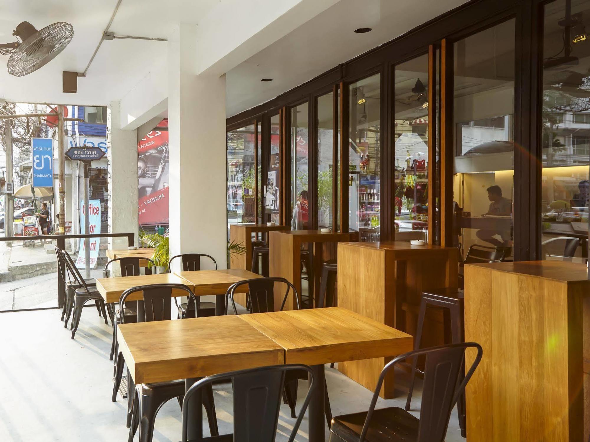 3howw @ Sukhumvit 21 Hostel