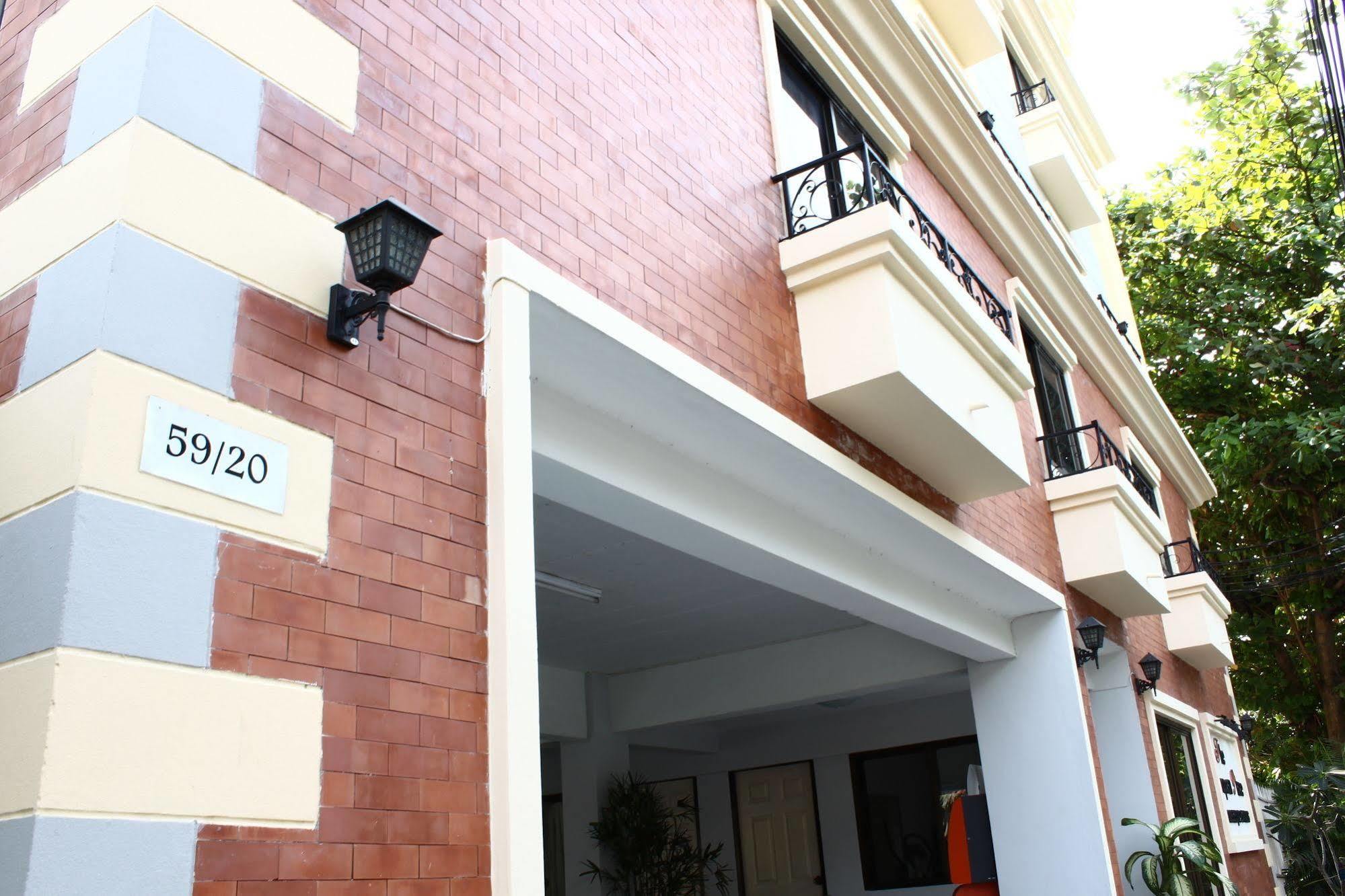 The European Place Penginapan