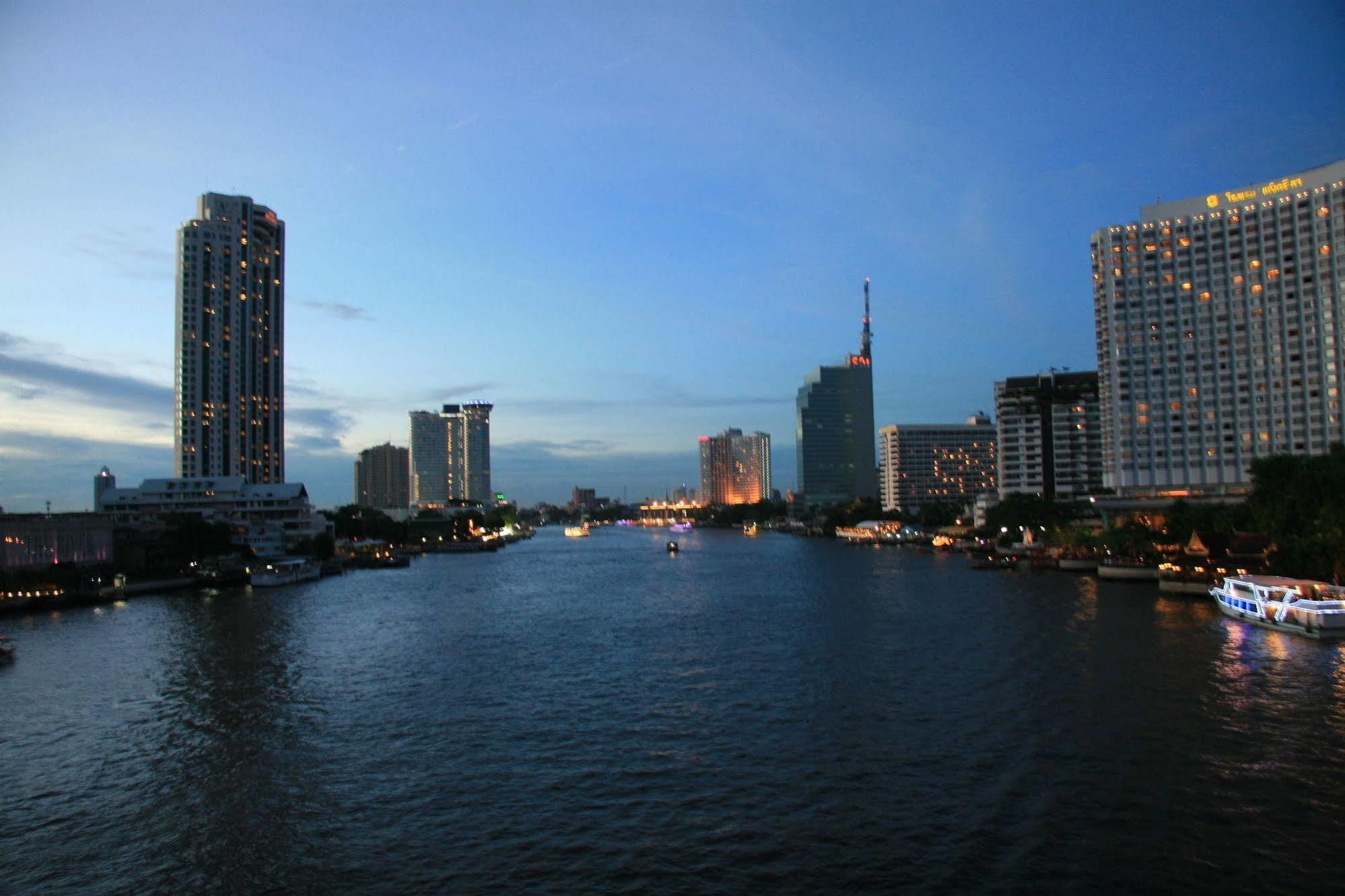 Oyo 716 Check * Bangkok
