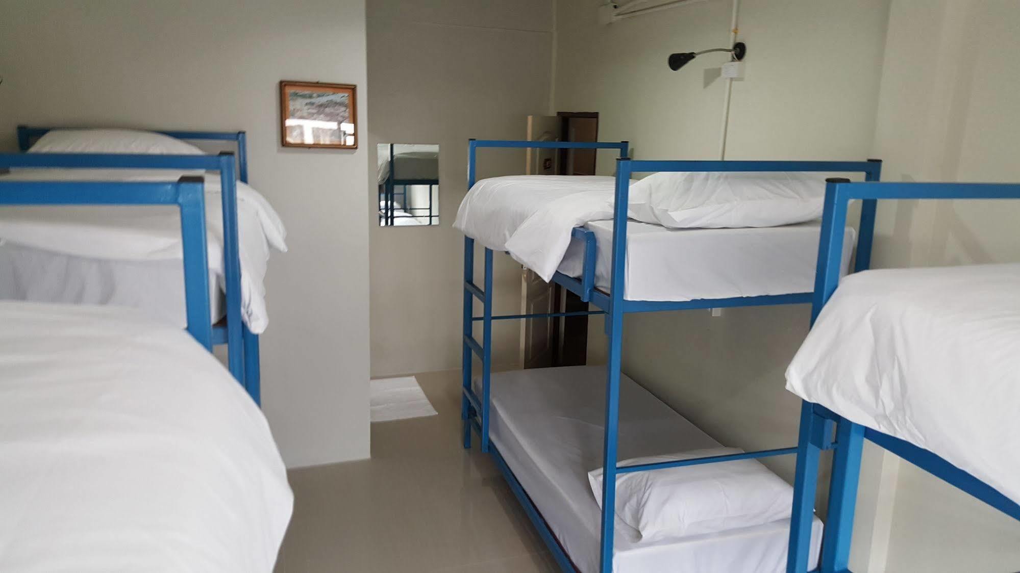 Oyo 716 Check Asrama Bangkok