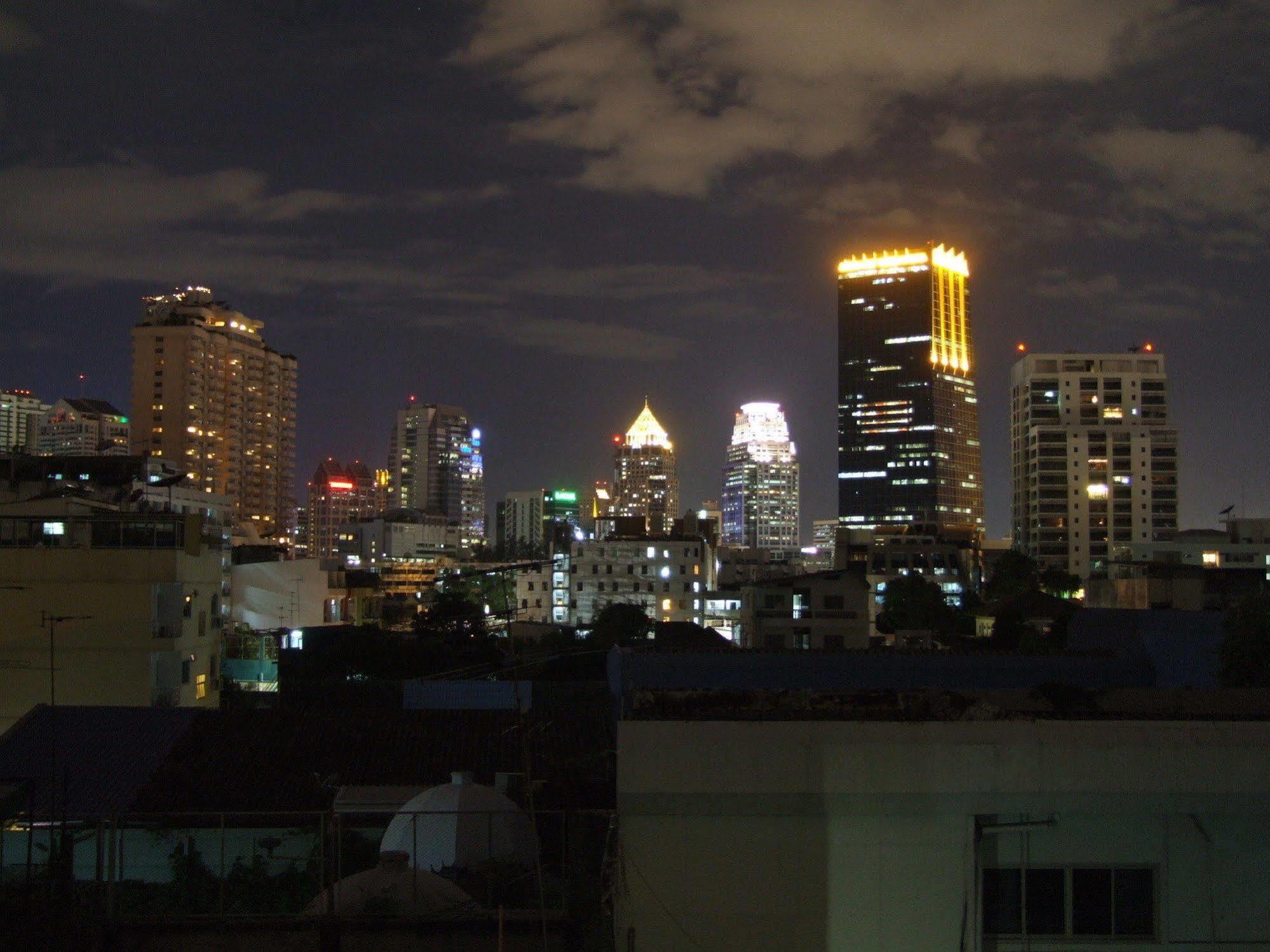 Hotel The Boss's Place Sathorn