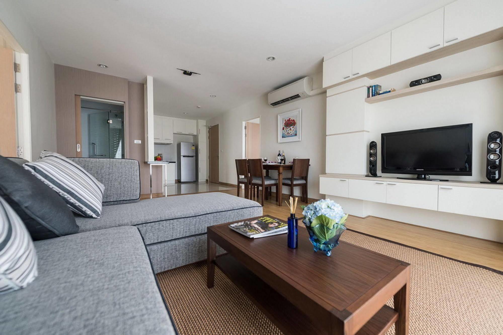 Thonglor 21 By Bliston Bangkok