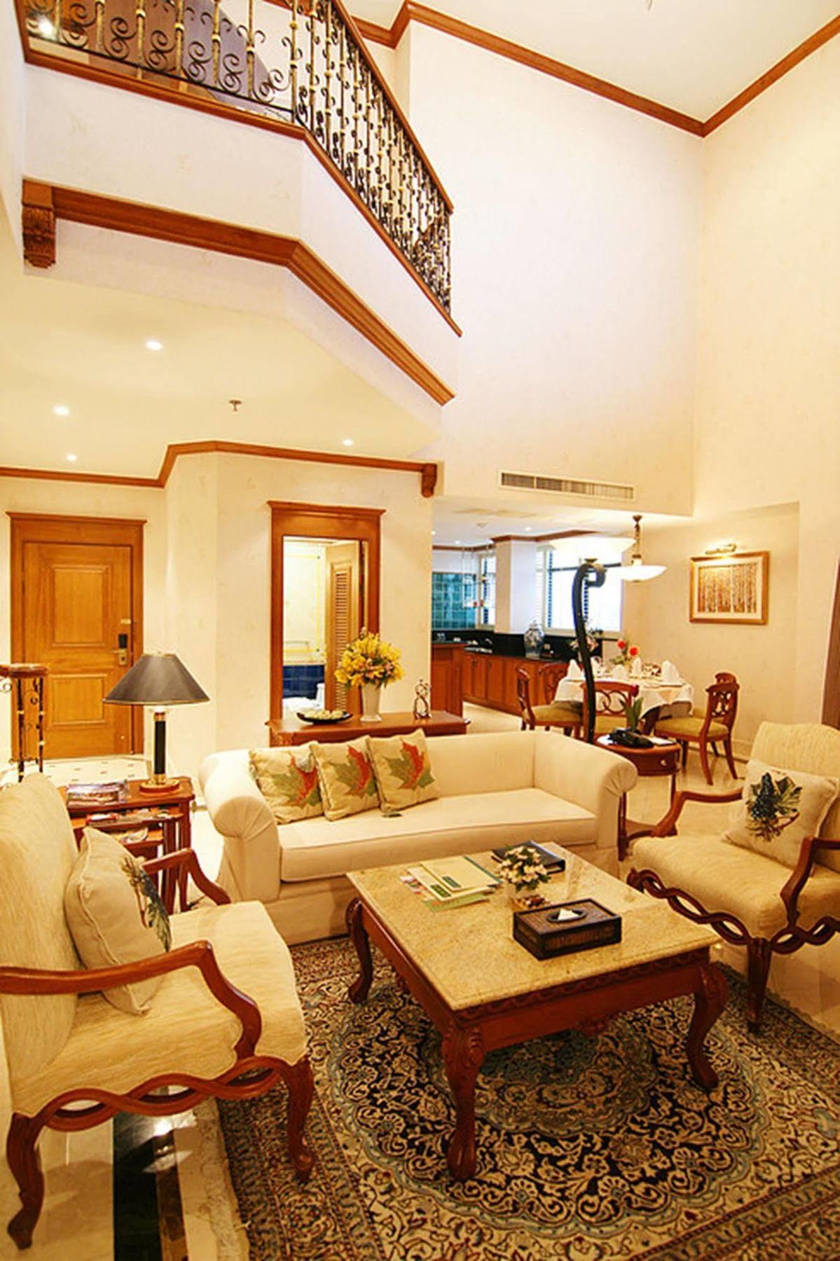 Hotel Grand Diamond