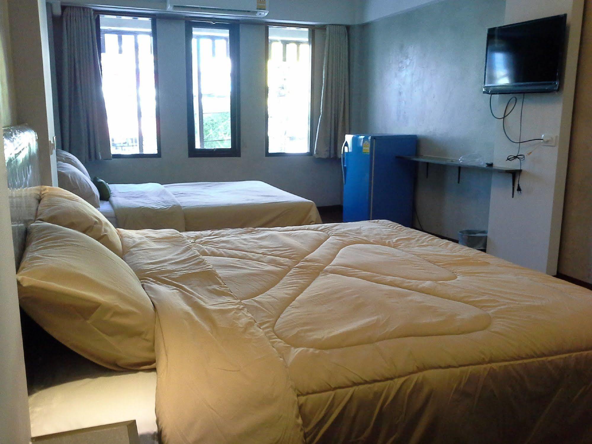 Thongtha - Suvarnabhumi Airport Hotel 2*