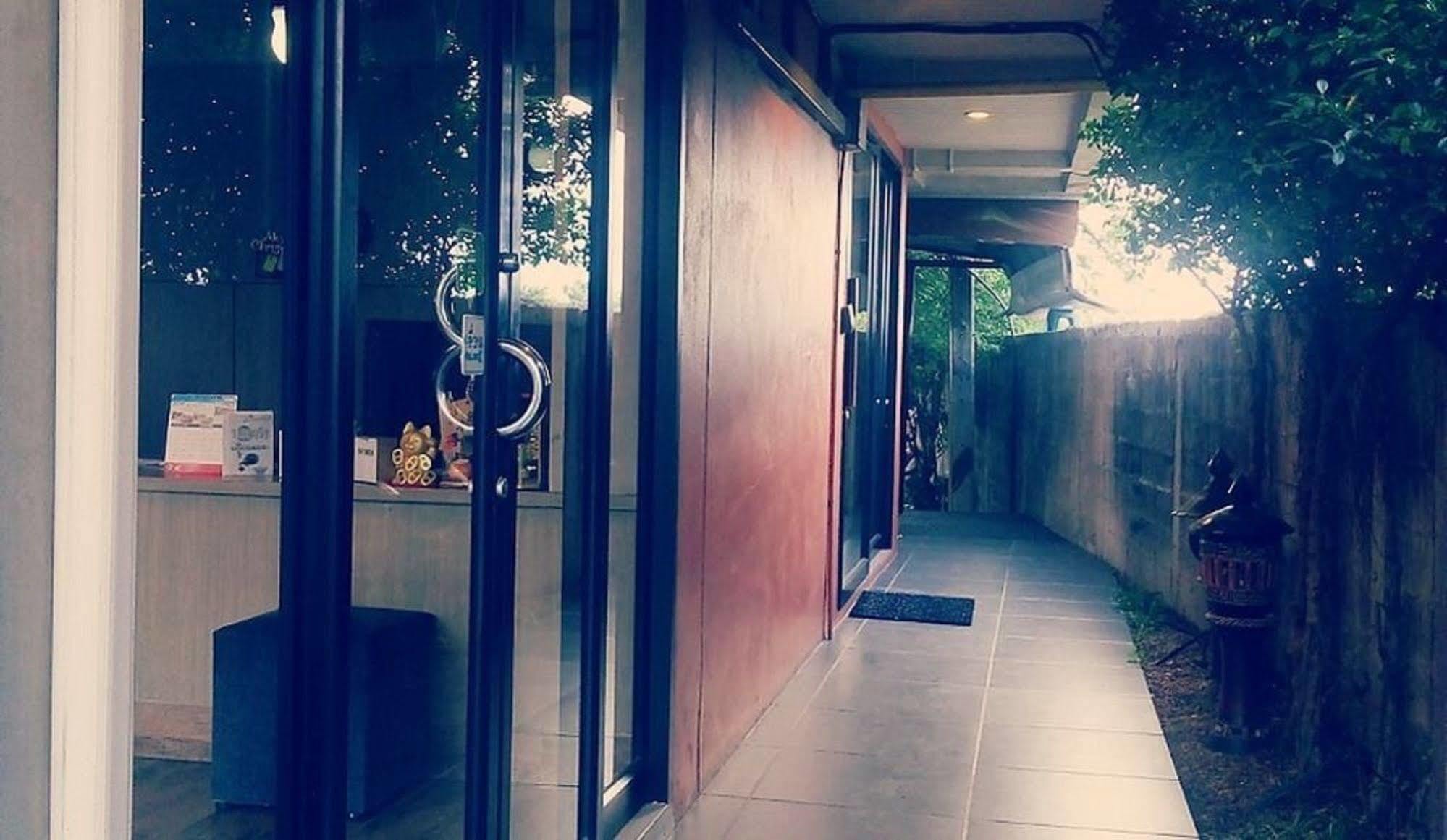 Thongtha - Suvarnabhumi Airport Hotel Bangkok