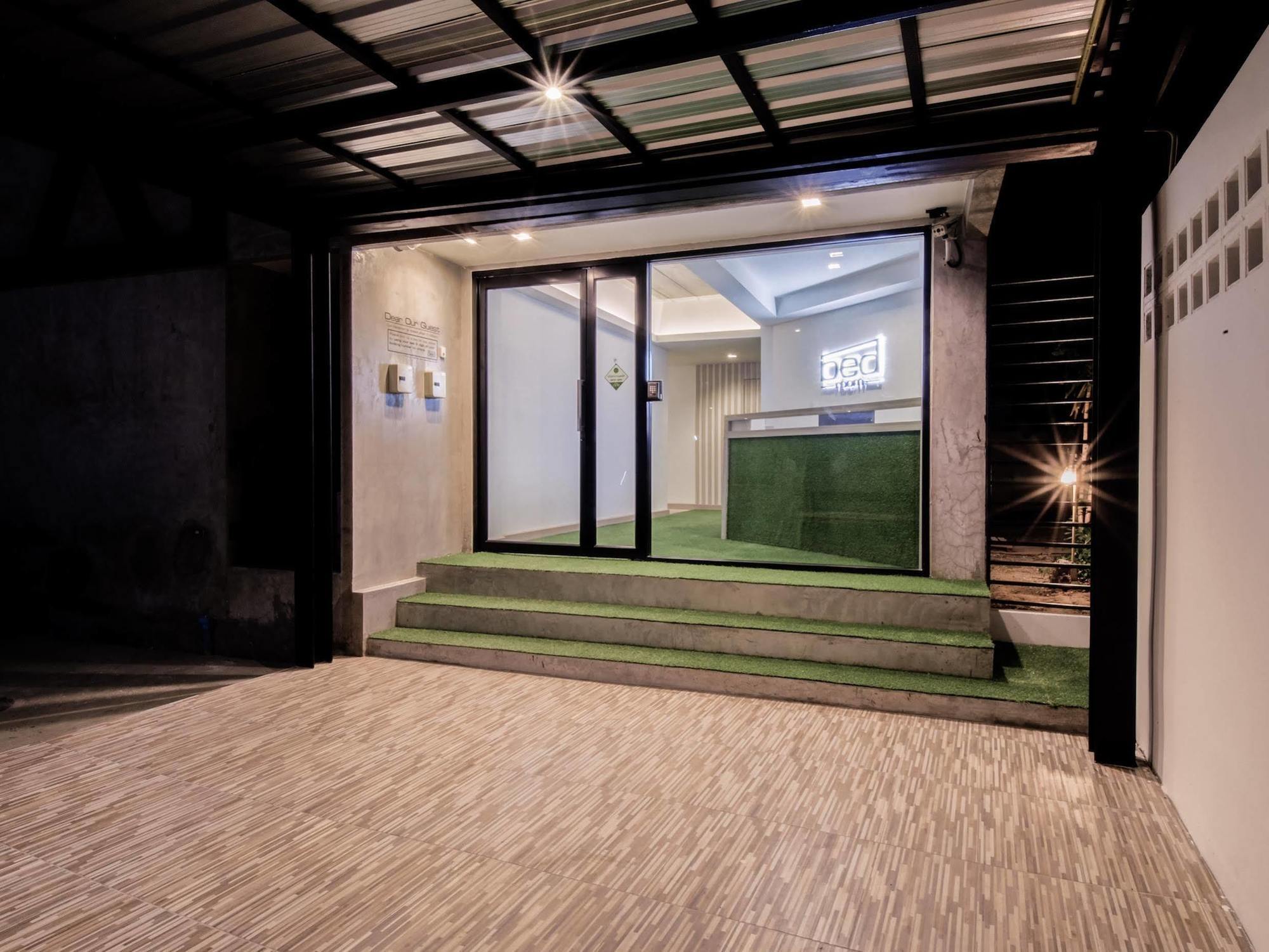 Bed-room At Suvarnabhumi Airport - Newly Renovated Hotel