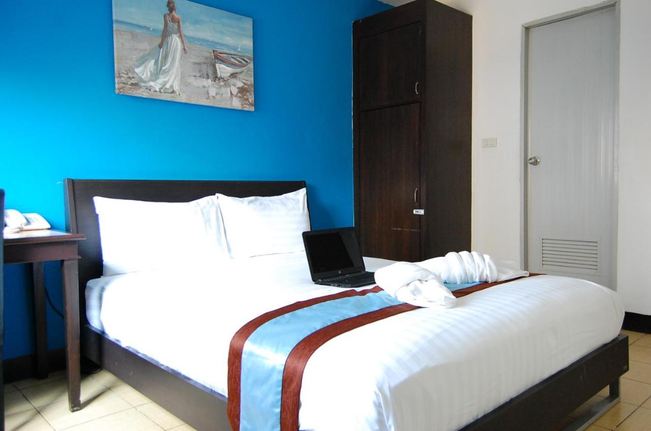 Yadoya @ Thonglor Hotel 2*