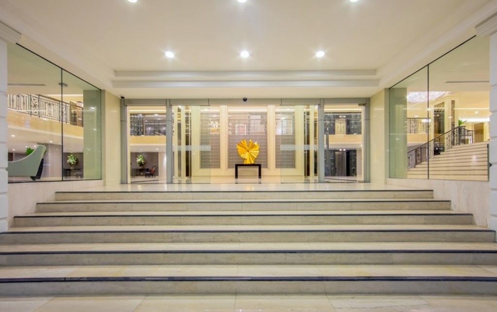 Mandarin Managed By Centre Point